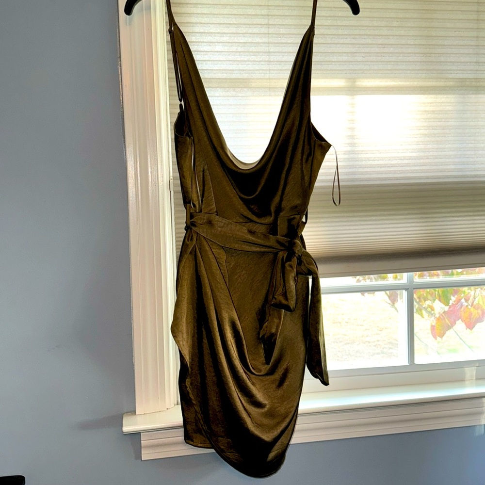 Maple size L satin green mini dress